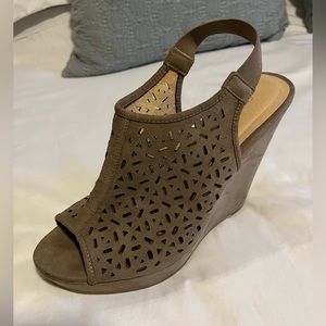 Chinese Laundry Brown Peep Toe Wedges